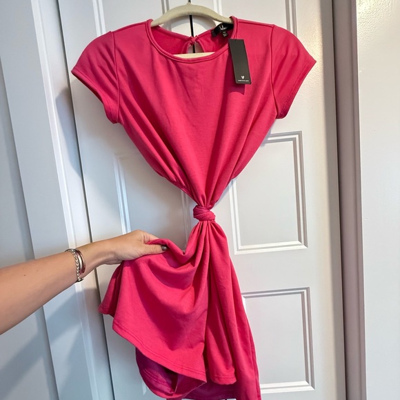 Lulus “Laid-Back Lifestyle” Magenta Knot-Front Cutout Romper 🩷 Size XS - Picture 4 of 6